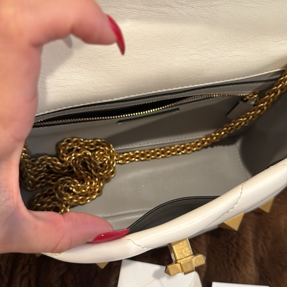 Valentino Roman Stud shoulder Handbag - Picture 8 of 11